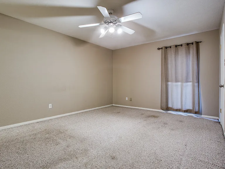 5937 E University Blvd #227 — Photo 11