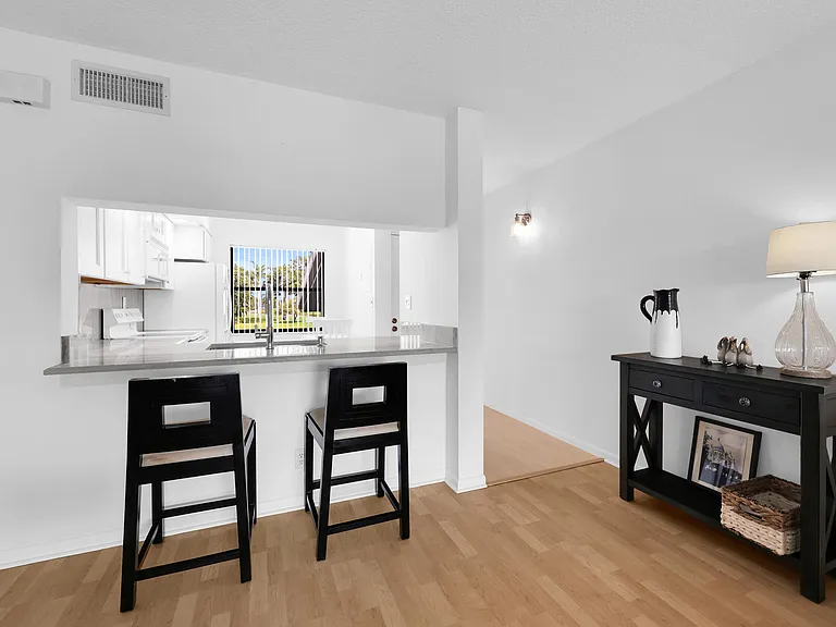 12962 Briarlake Dr #202 — Photo 5