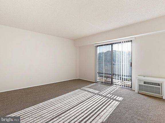 5th image of 27204 Valley Run Dr #204