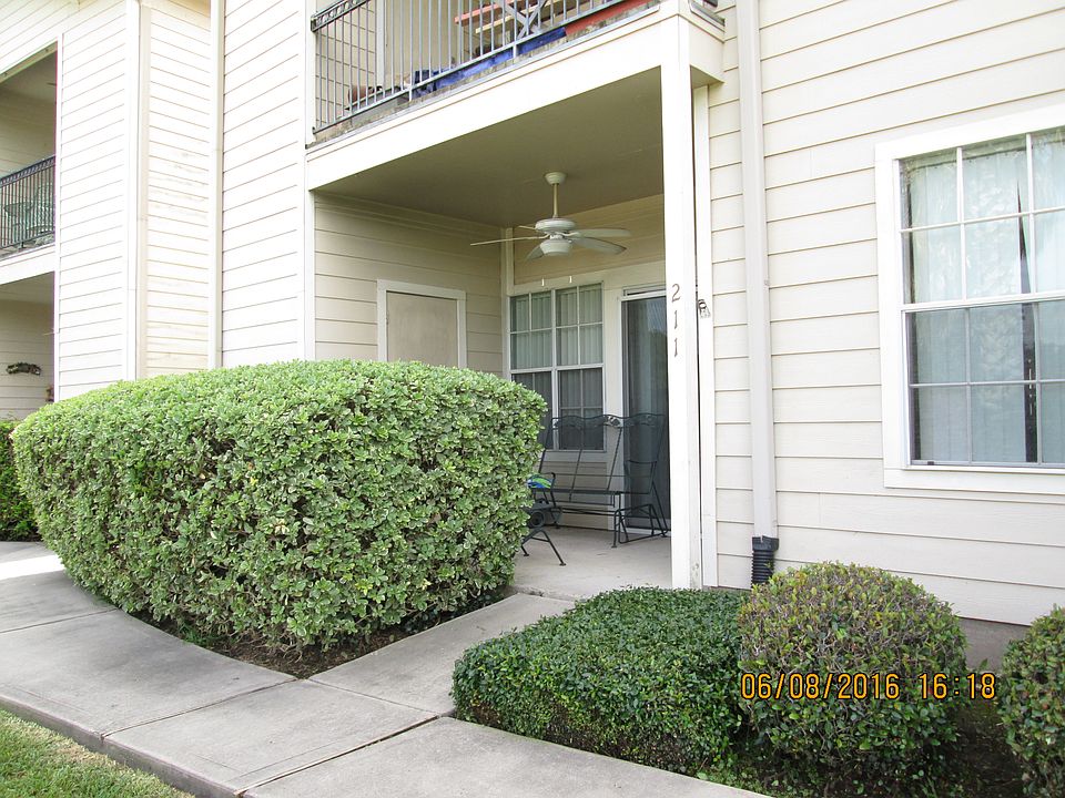 1st image of 12565 Melville Dr Unit 211