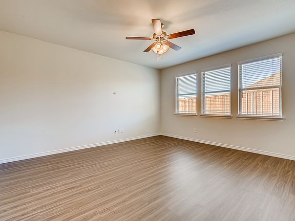5th image of 105 Arborside Dr