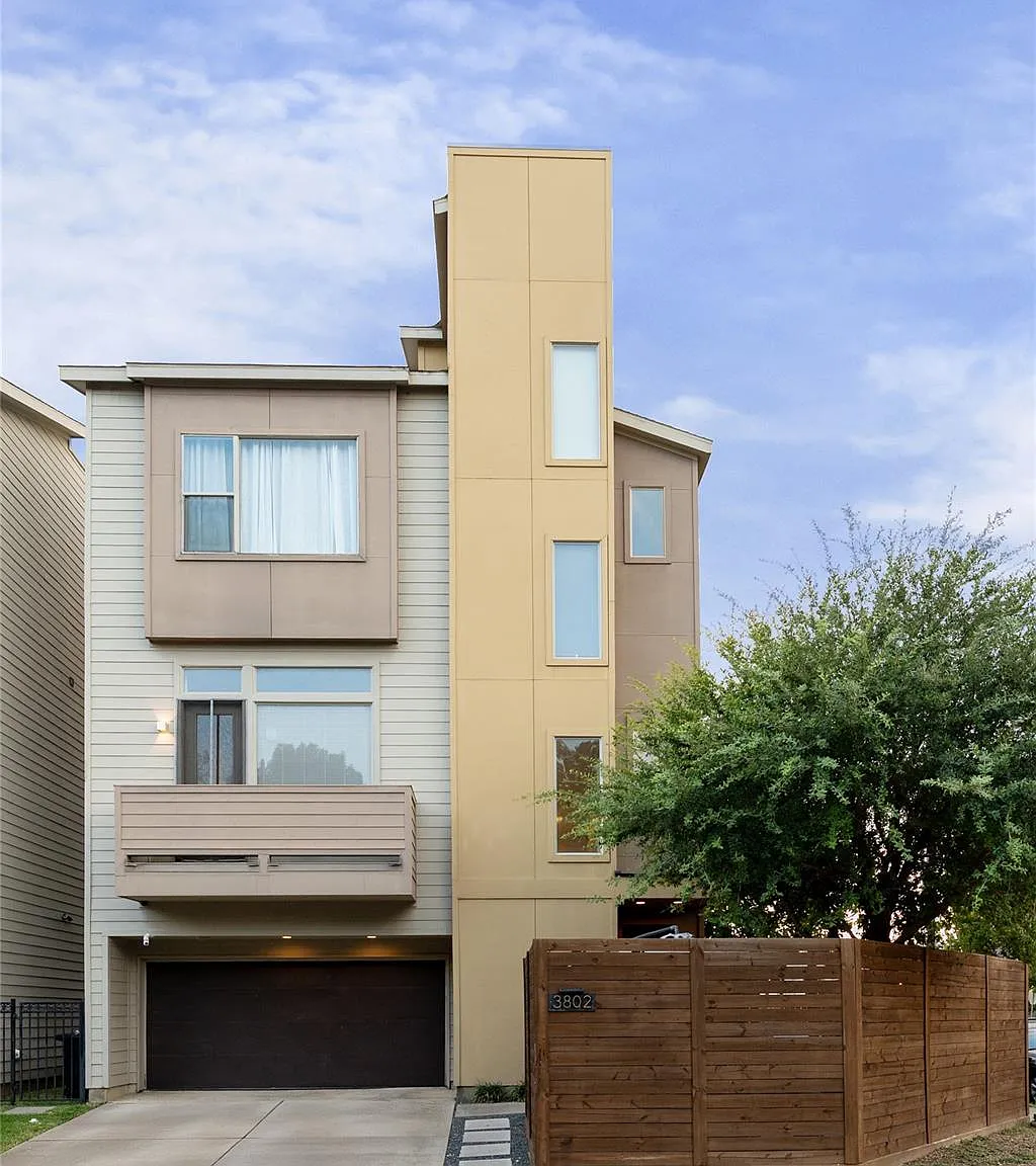 3 bed, 3.5 bath, 2040 sqft, $3,400 — Photo 1