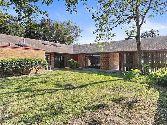 5th image of 107 Lake Park Dr