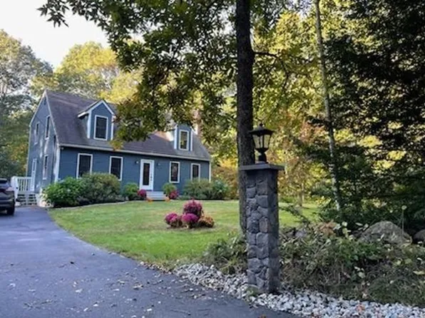 120 E Charlton Rd, Spencer, MA 01562
