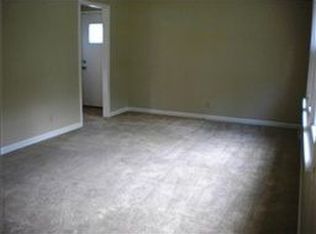210 Kirby Dr, Clarksville, TN 37042