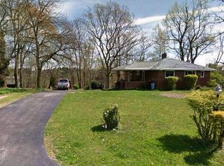 1102 Overlook Dr, Washington, PA