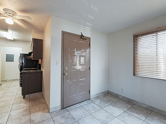2nd image of 4520 Bancroft Ave #2