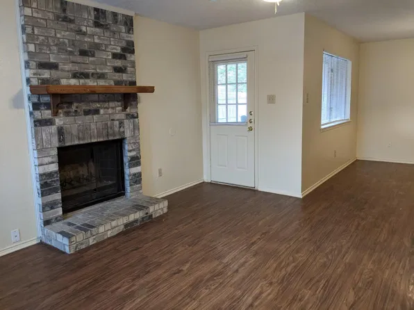 1013 Irene St, Burleson, TX 76028
