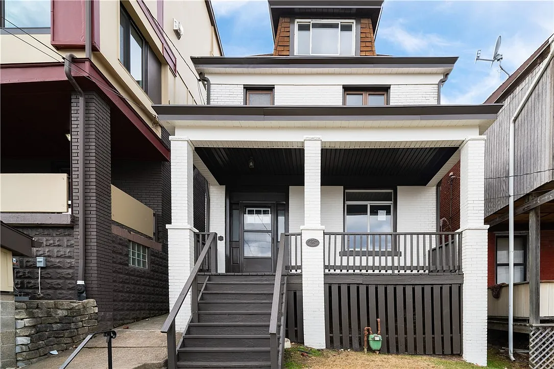 94 Wyoming St photo 1