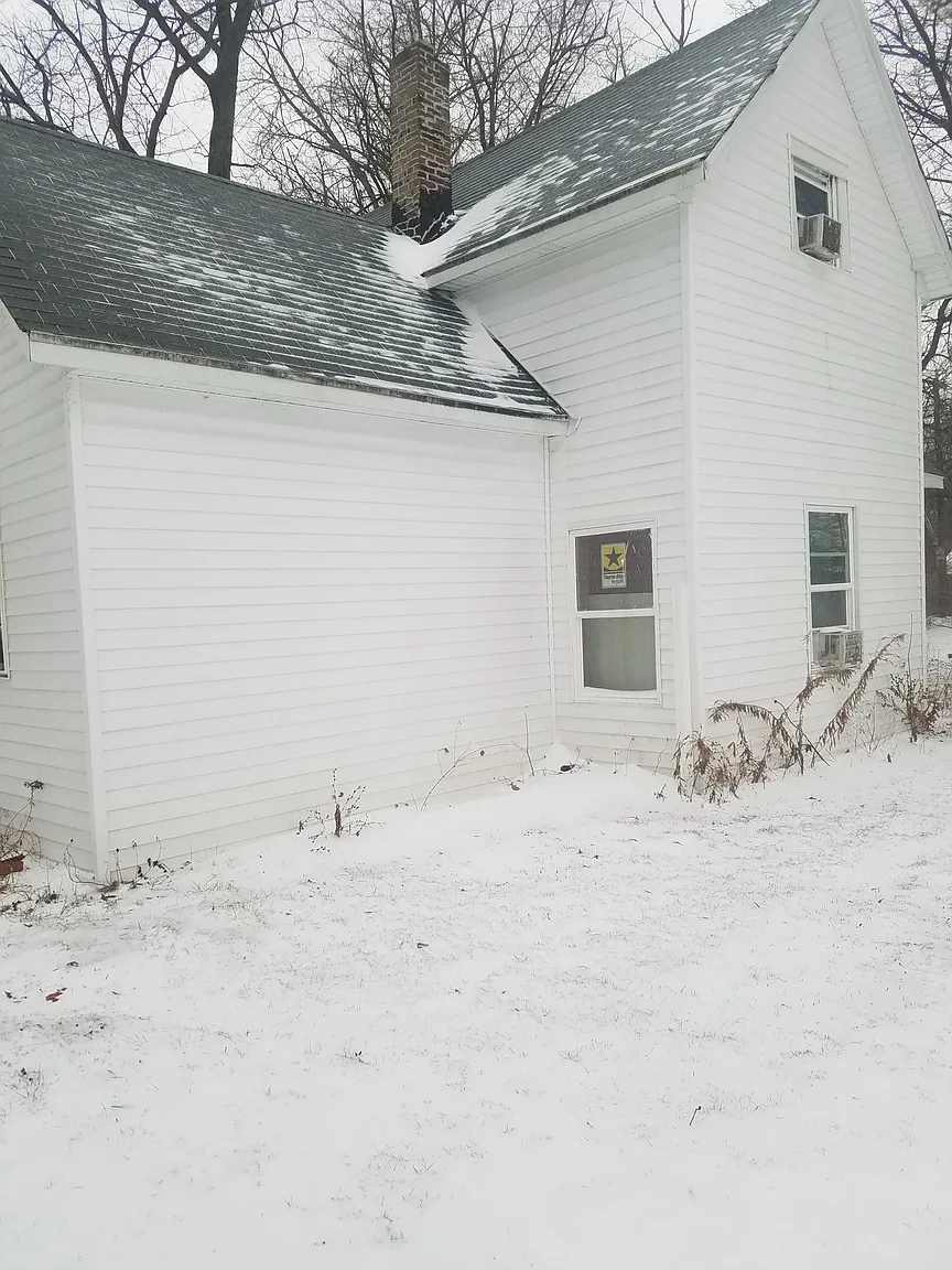 722 Haugh St photo 1