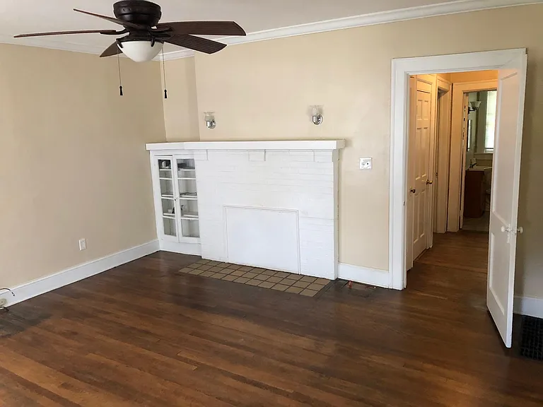 1304 N Morningside Dr NE #1 — Photo 3