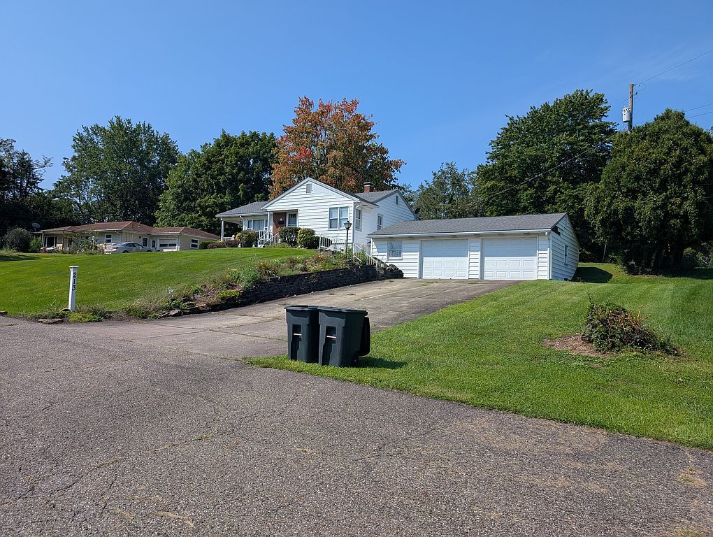 213 Pearl Dr - Property Image
