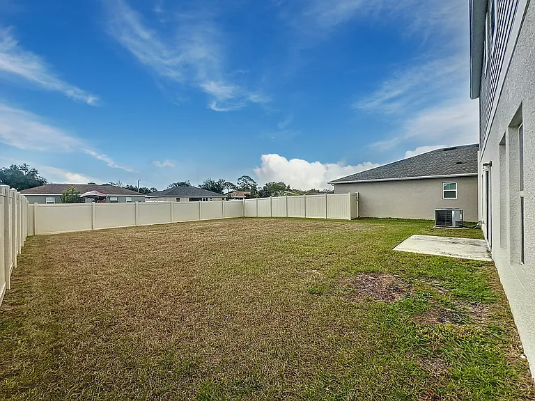 1404 Axel Cir — Photo 4