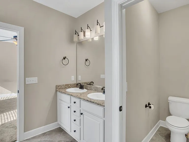 999 Starr Ct — Photo 20