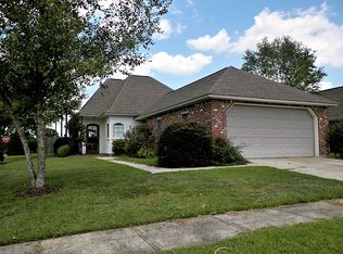 2623 Old Towne Rd, Zachary, LA 70791