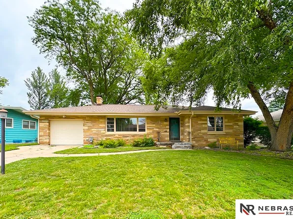 4520 Polk St, Omaha, NE 68117