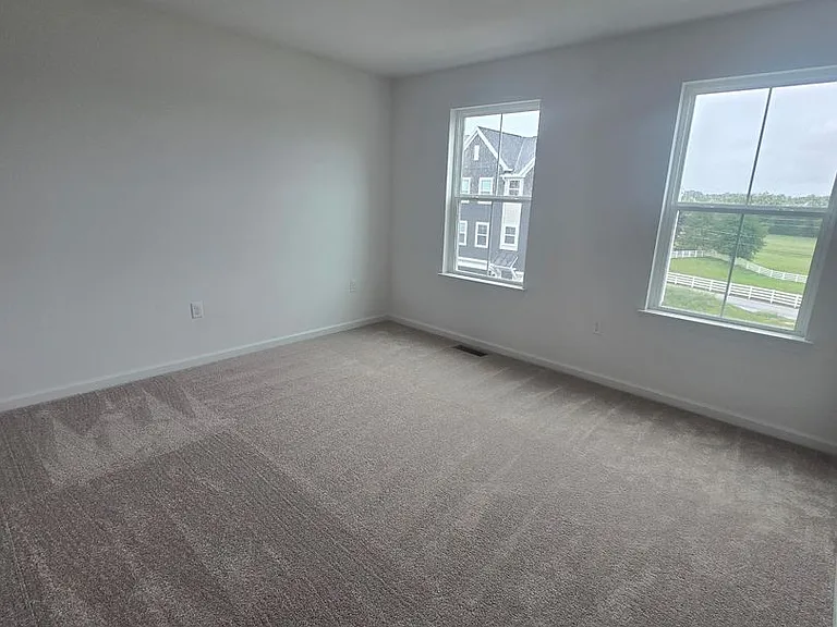 6 Meredith Way — Photo 18