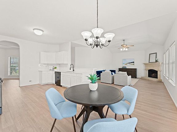 4th image of 23834 Spring Dane Dr