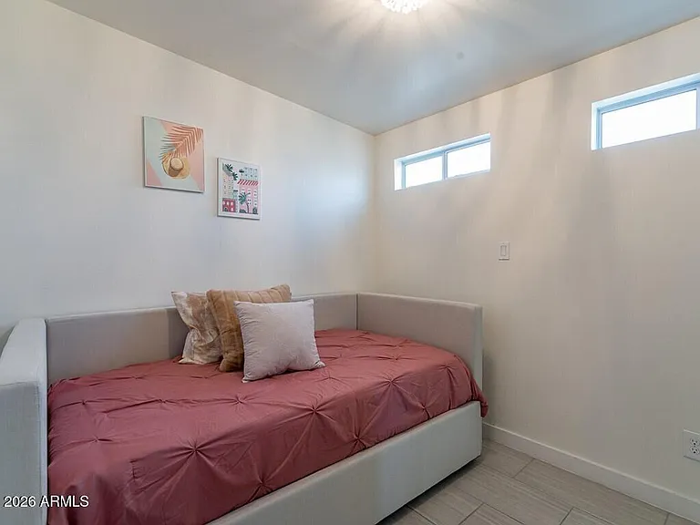 3302 E Turquoise Ave — Photo 25