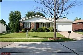 4065 90th Ave photo 1