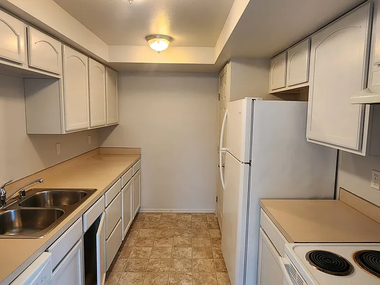 Central Everett 4-Plex — Photo 7