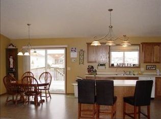 207 London Rd, Marshall, MN 56258