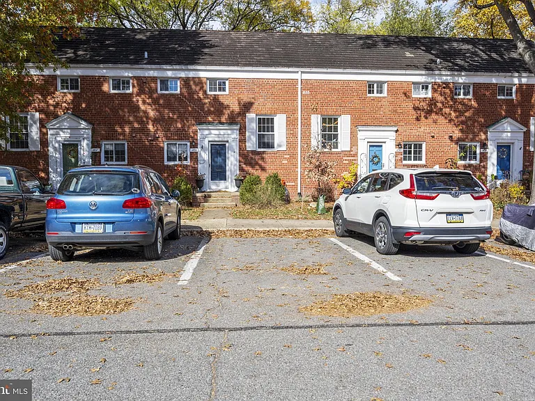 1635 Ripon Pl — Photo 22