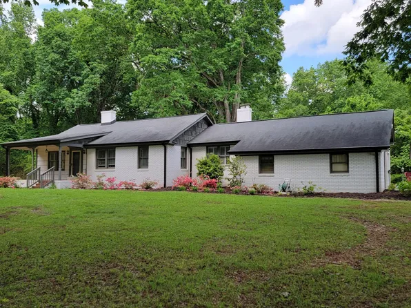 6462 Old Buncombe Rd, Travelers Rest, SC 29690