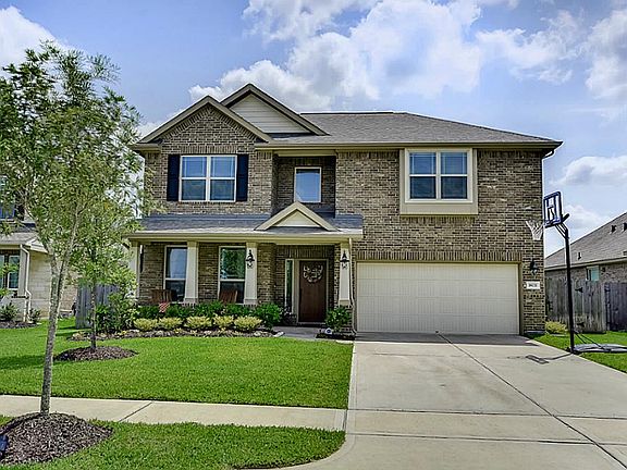 2nd image of 18111 Russett Green Dr