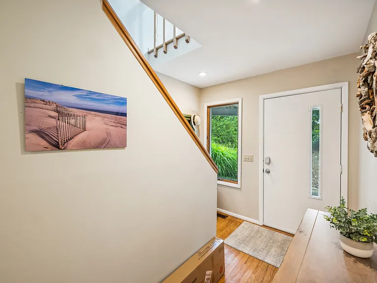17 Franklin Dr — Photo 9