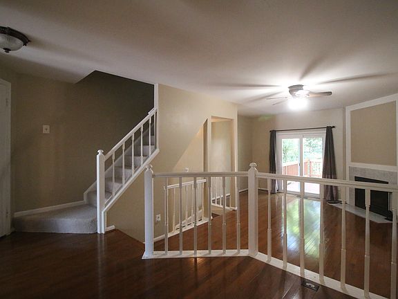 5th image of 11262 Silentwood Ln