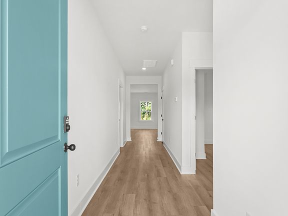 2nd image of 809 Sun Colony Blvd