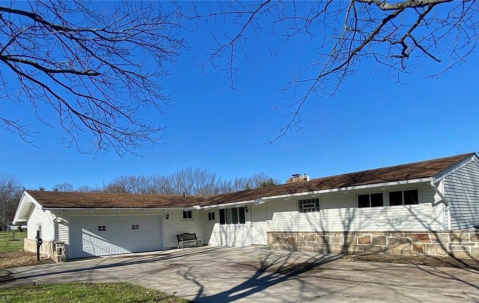1st image of 35855 Timberlane Dr