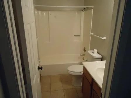 16556 Franklin Trl SE #3 — Photo 7