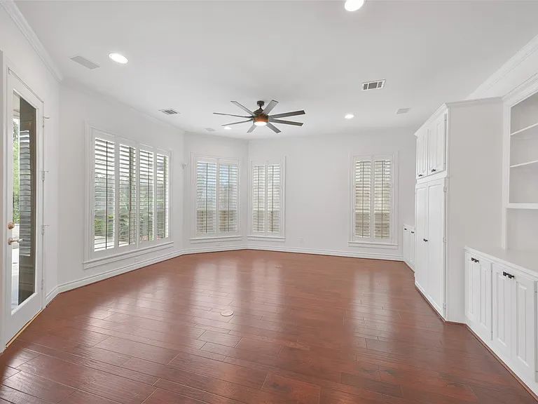 3724 Wroxton Rd — Photo 10