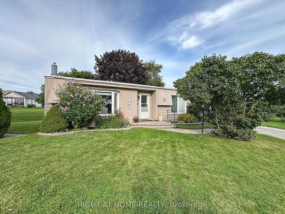 1st image of 13 Cornerbrook Ct