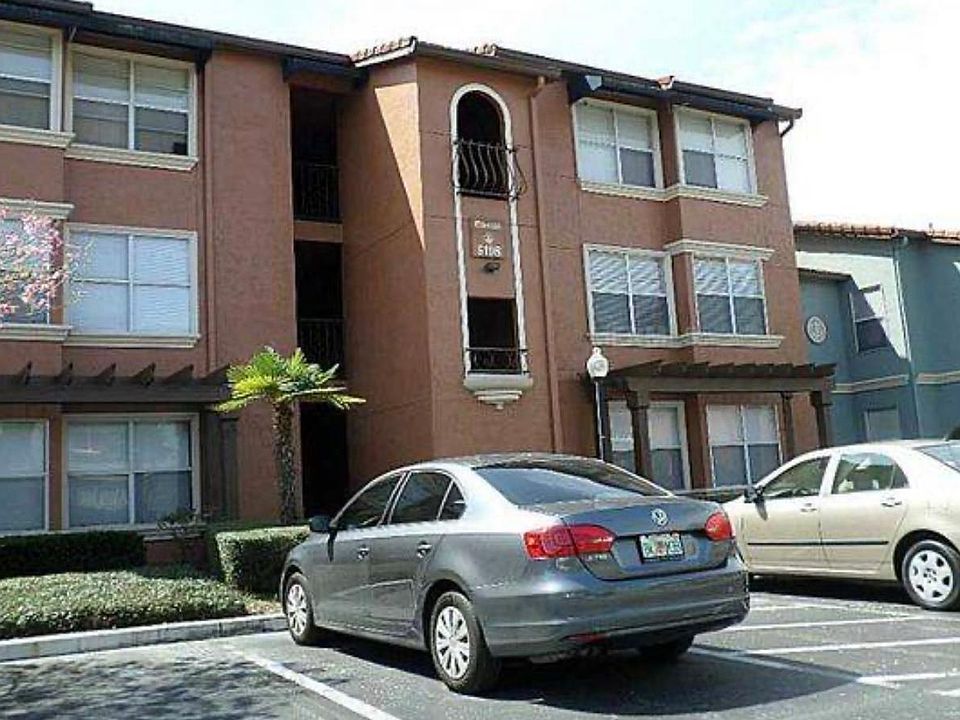 2nd image of 5108 Conroy Rd APT 1726