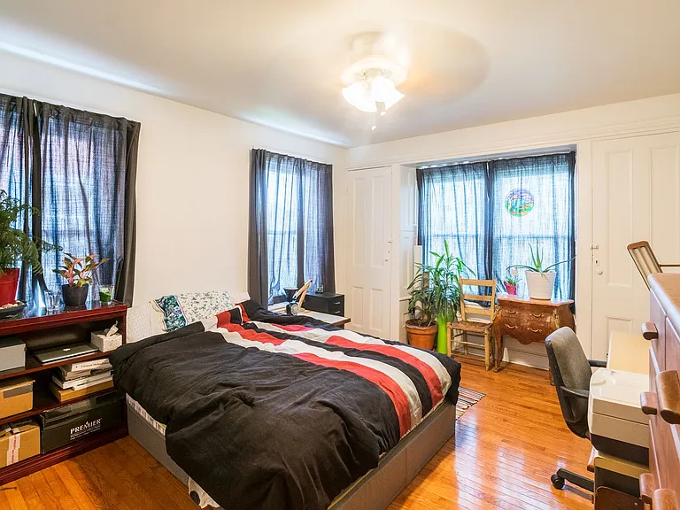 807 N Franklin Street — Photo 7