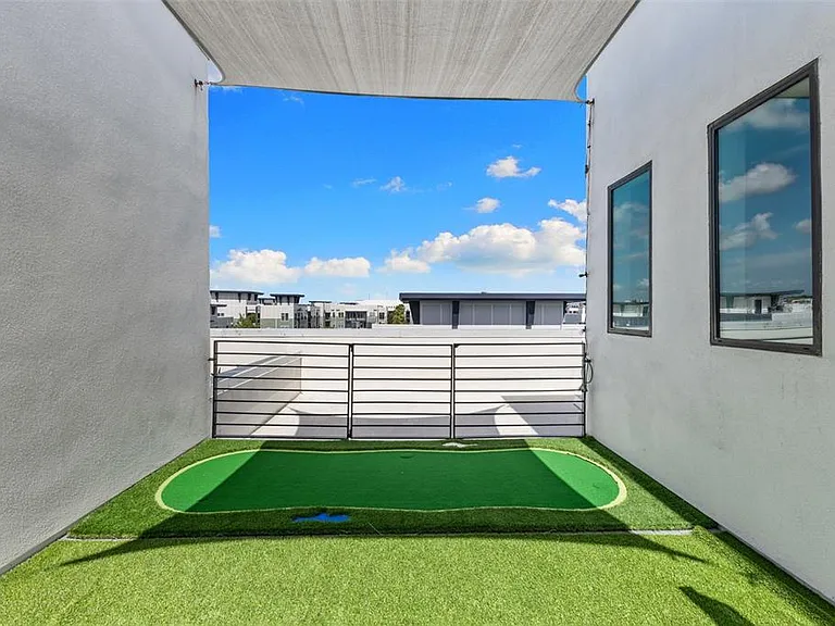 401 N Oregon Ave #9 — Photo 30