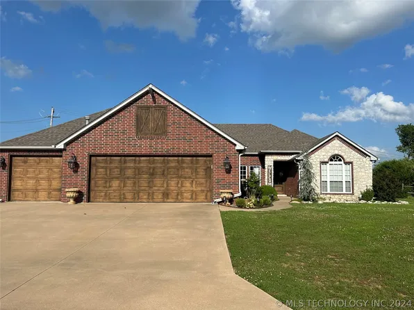 22005 Riverwood Dr, Claremore, OK 74019