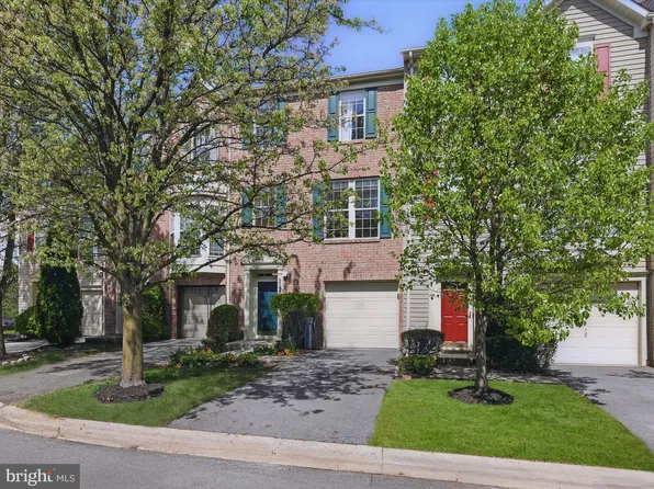 9738 Morningview Cir #9738, Perry Hall, MD 21128