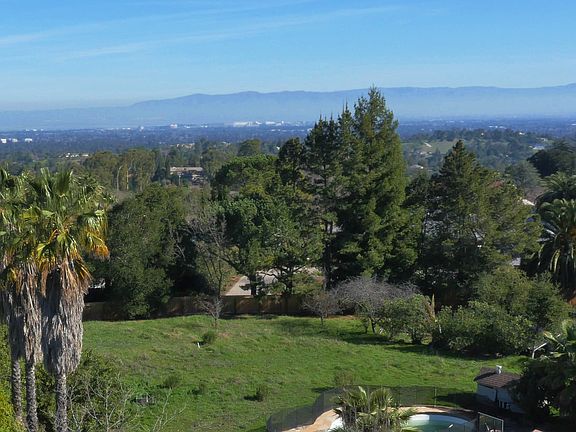4th image of 27071 Dezahara Way