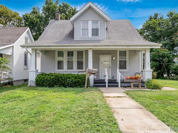 504 N 16th St, Belleville, IL 62226