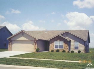 114 W 27th St, Eudora, KS 66025