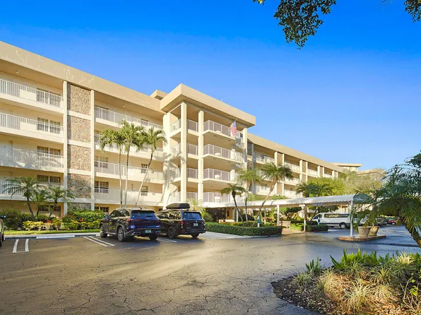 3503 Oaks Way #513, Pompano Beach, FL 33069