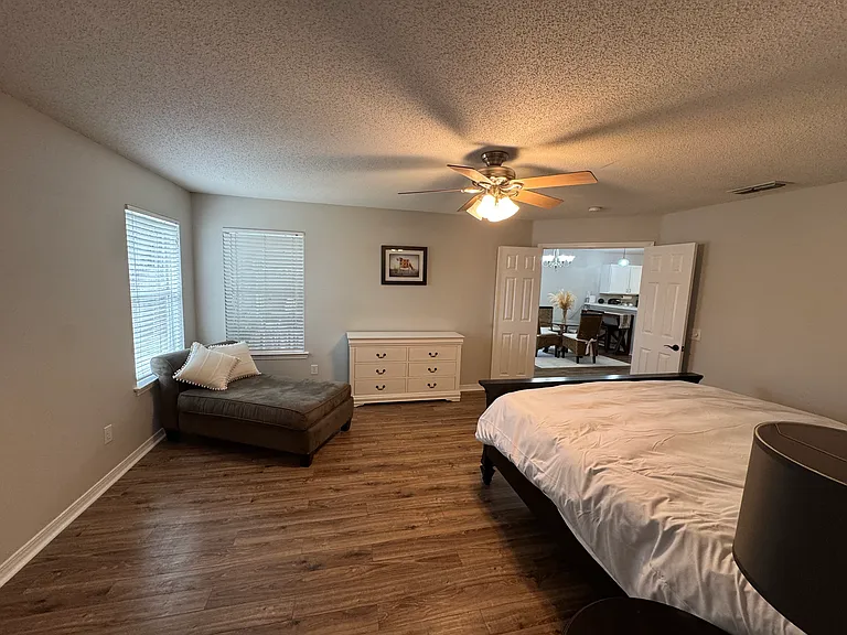 2025 Reserve Blvd — Photo 15