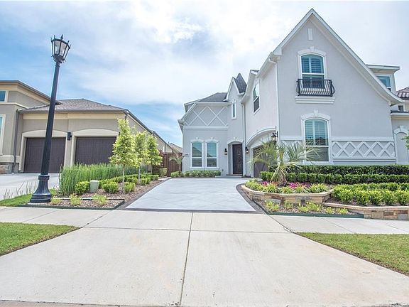 3rd image of 7020 Portobello Dr