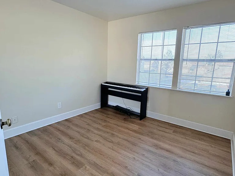 1737 Landau Pl — Photo 18