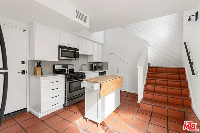 32054 Pacific Coast Hwy — Photo 37