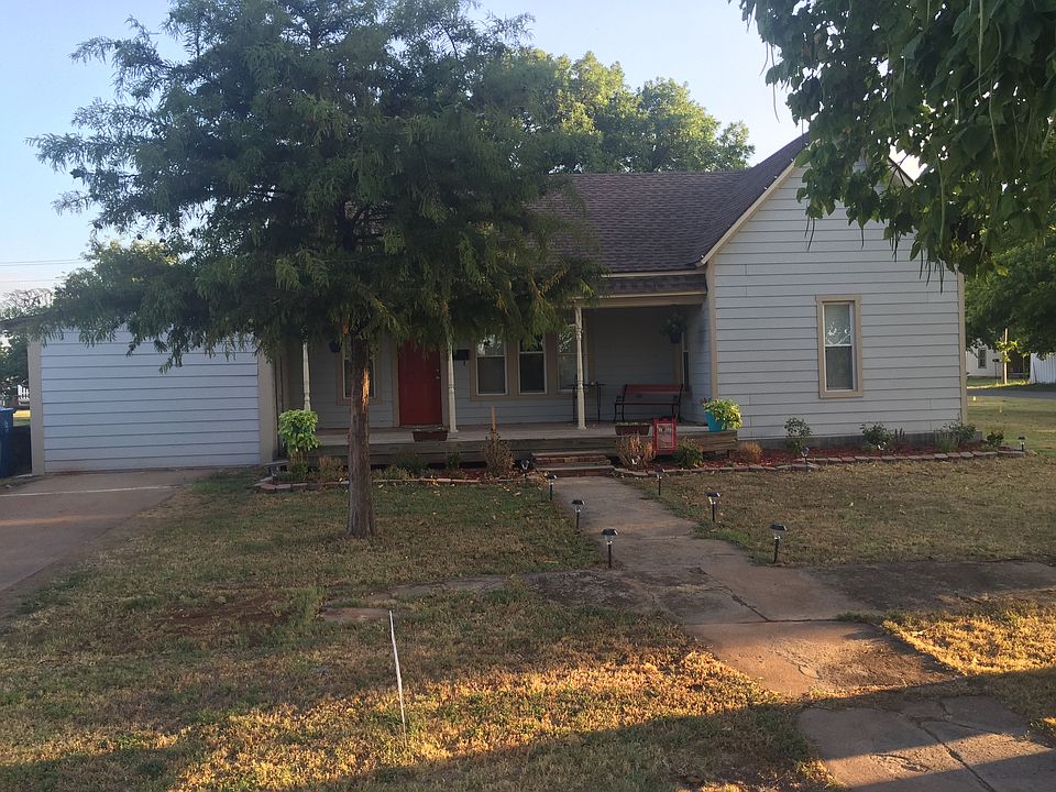 1st image of 621 E Caddo St